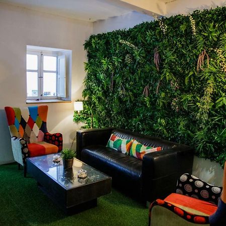 Hostal The Monkey Room Marbella Luaran gambar