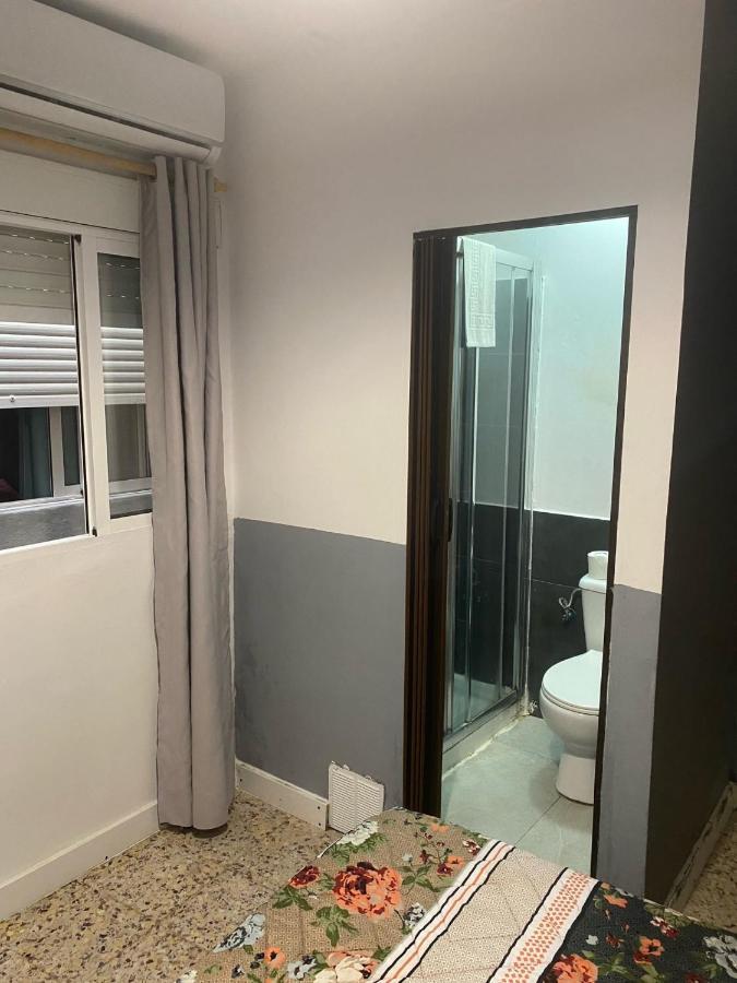 Hostal The Monkey Room Marbella Luaran gambar