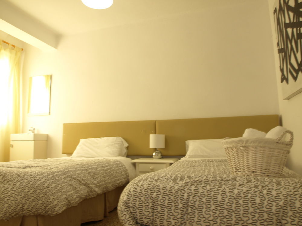 Hostal The Monkey Room Marbella Luaran gambar